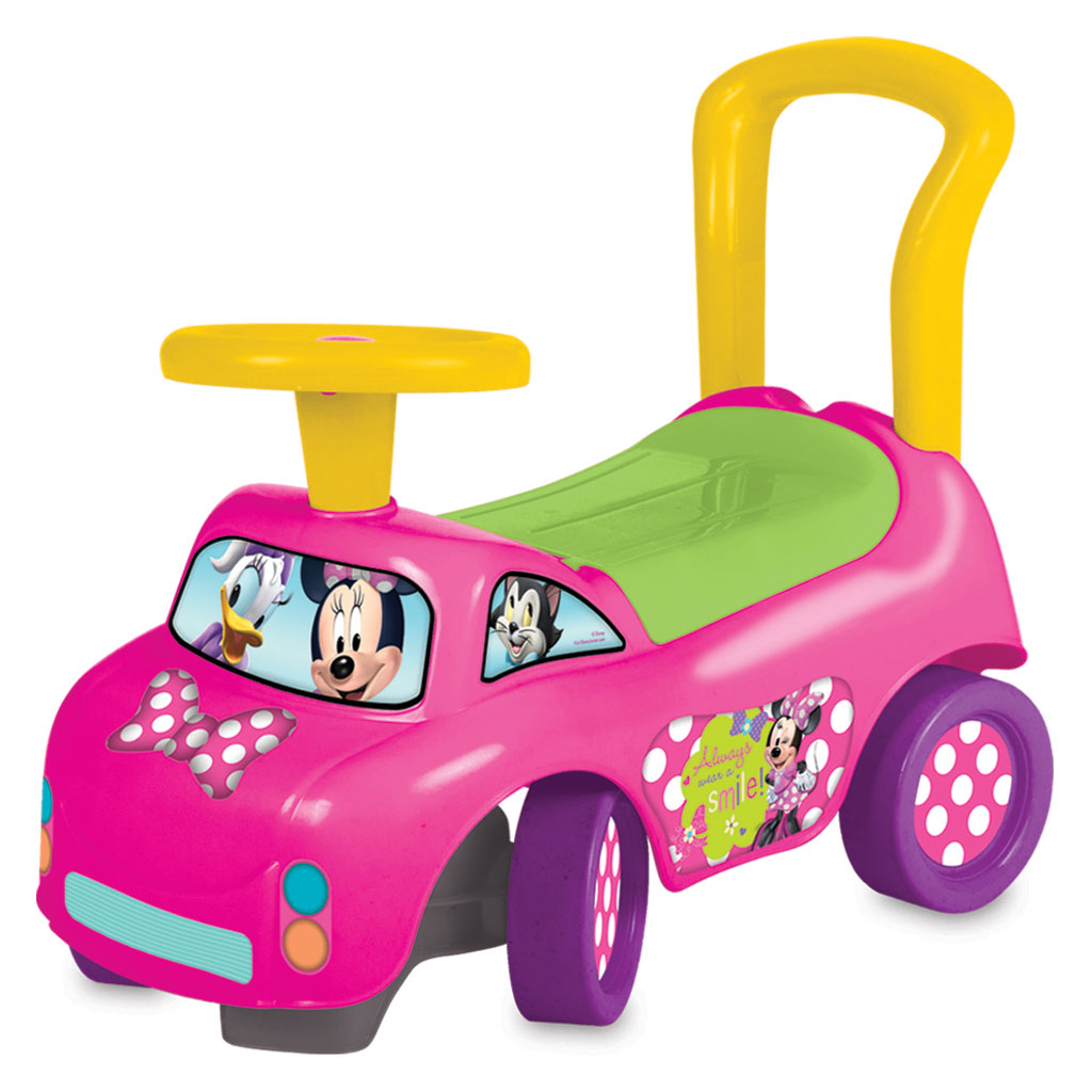 Minnie Mouse İlk Arabam